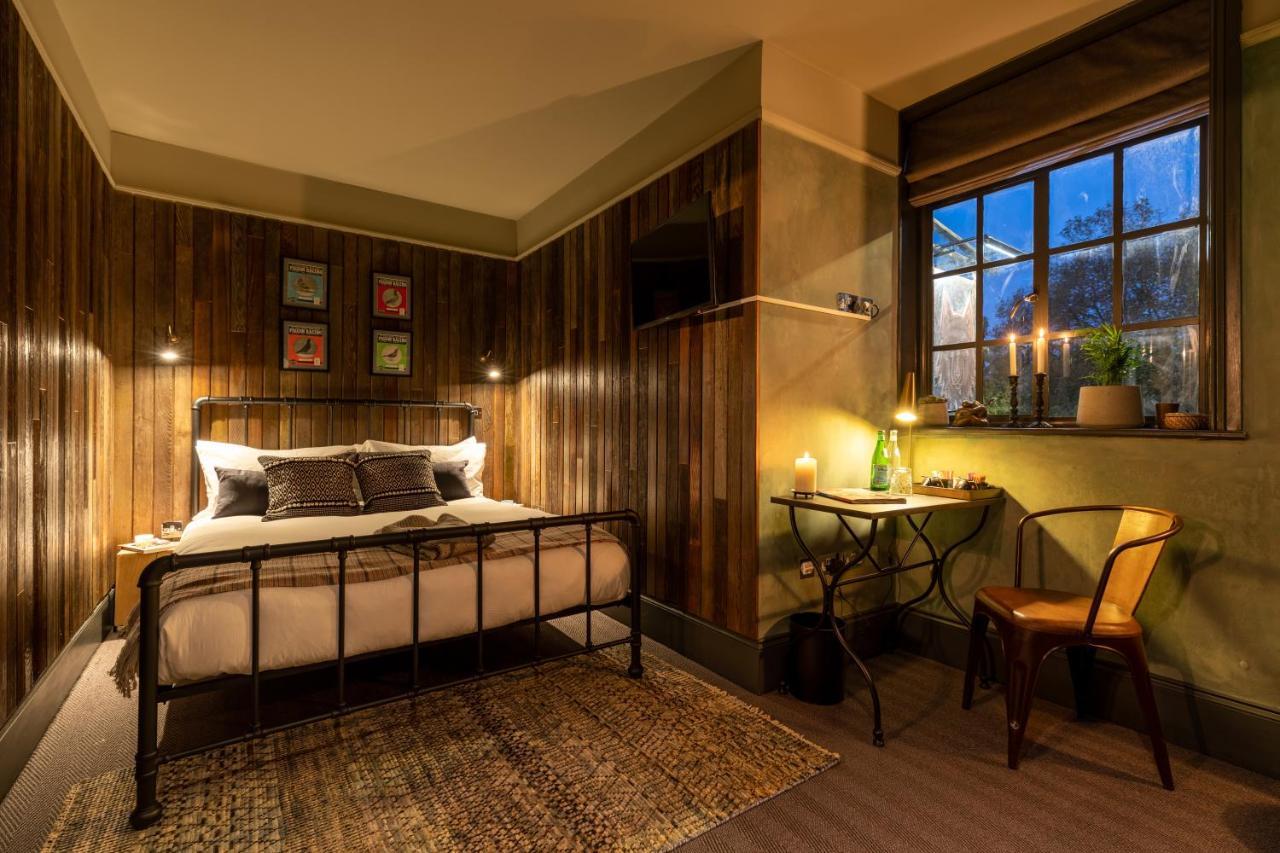 Deluxe Zimmer mit Kingsize-Bett