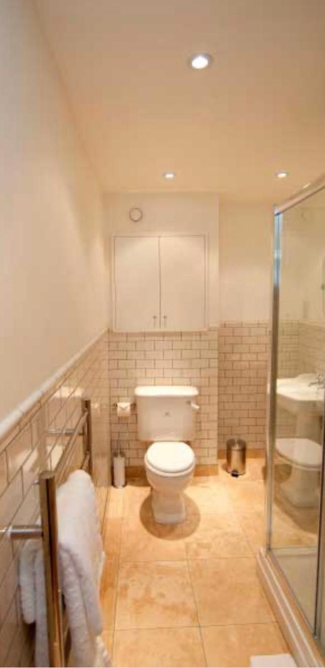Double Room Private Bathroom