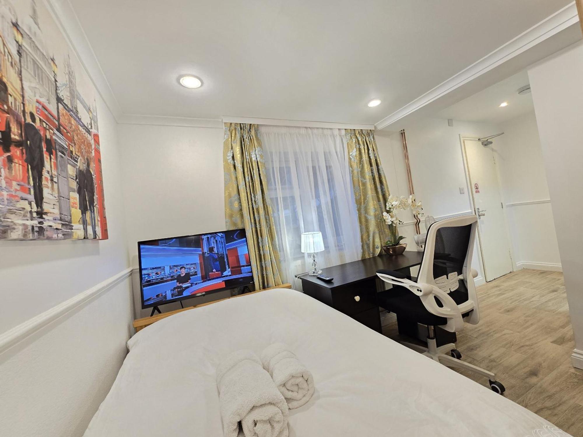 Single Room Private Bathroom