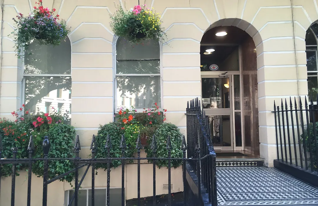 George Hotel-1