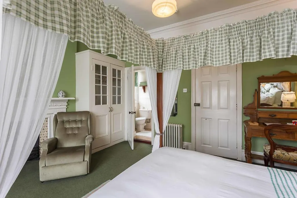 Melrose House-1