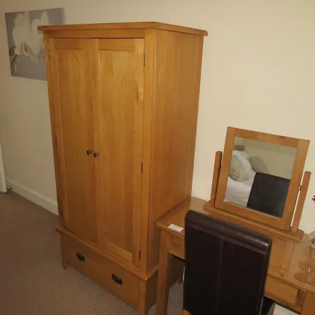 Marple Cottage Guest House-2