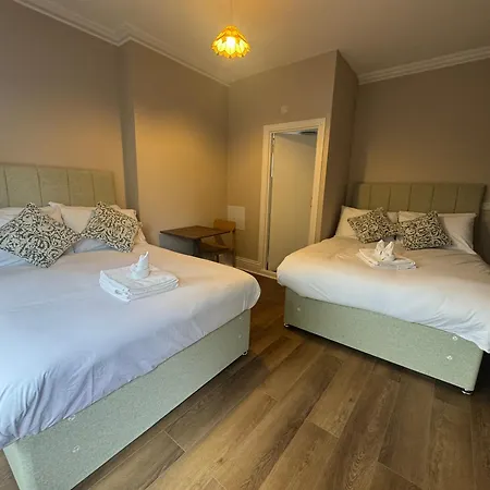 Charlie Hotel-2