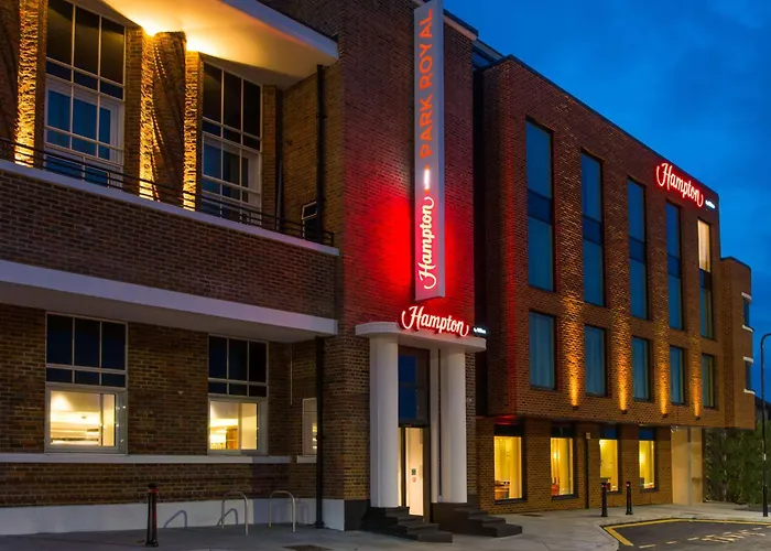 Hotel de golfe: Hampton By Hilton London Park Royal
