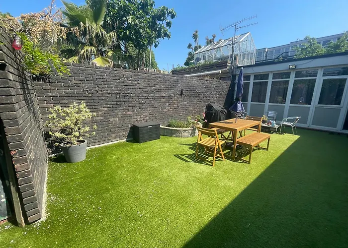 Spacious & Welcoming 4Bd House - Kennington