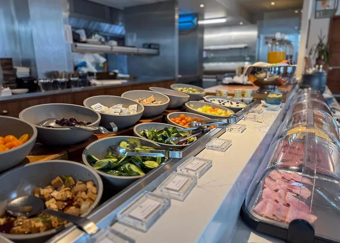 Familienhotel: Tower Suites By Blue Orchid