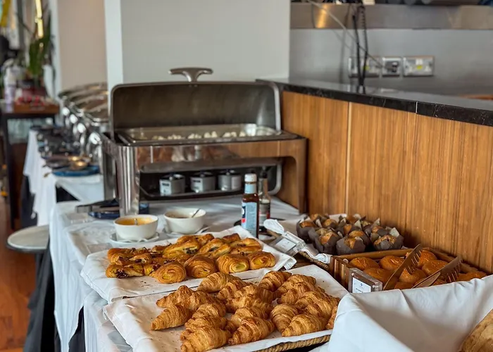 Familienhotel: Tower Suites By Blue Orchid