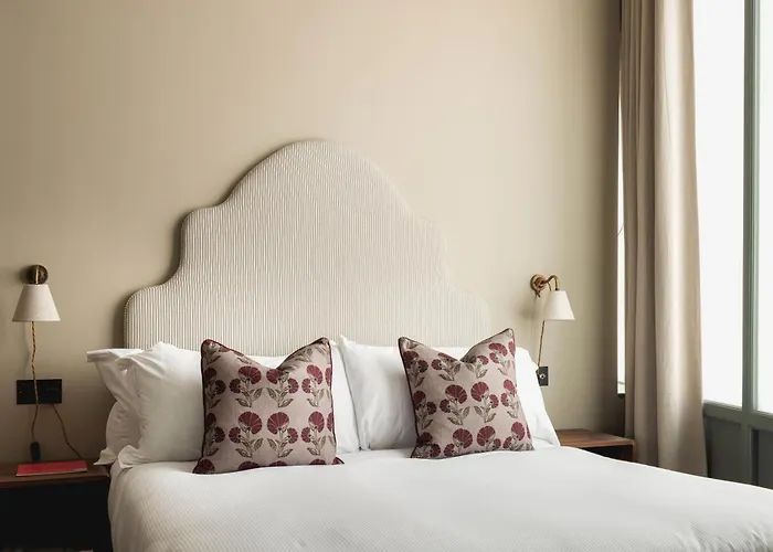 Apart hotel: Native Kings Wardrobe, St Pauls