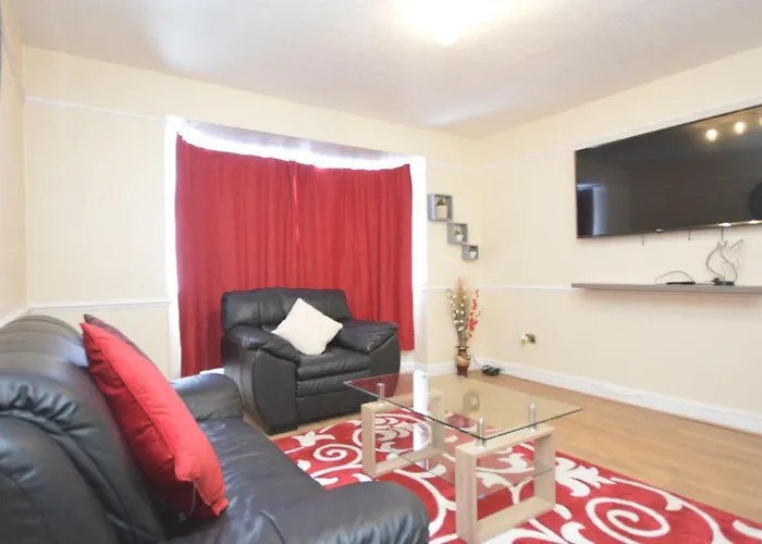 Cabine: Four Bedroom Townhouse 12 Minutes Walk To Excel Exhibition Centre